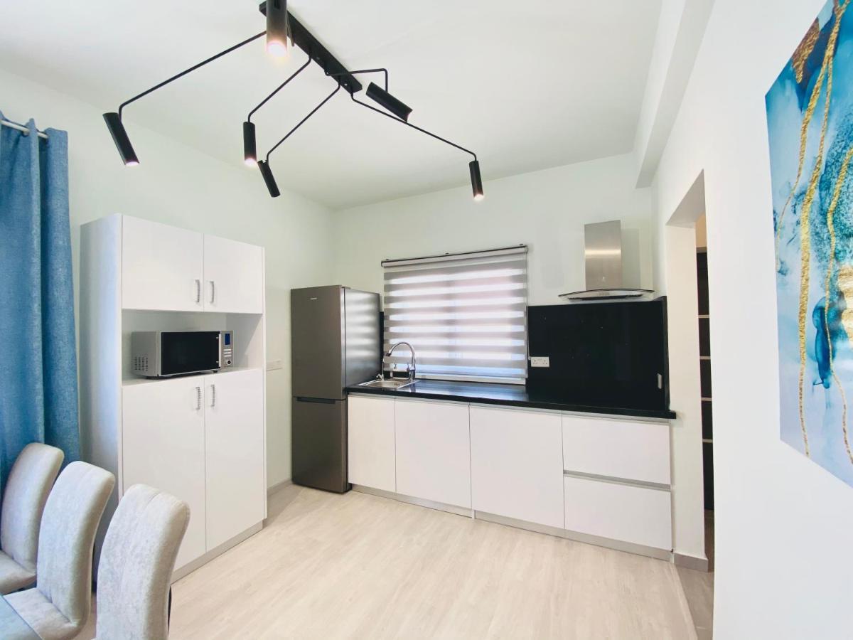 Sandy Bay Villa Ayía Nápa Extérieur photo