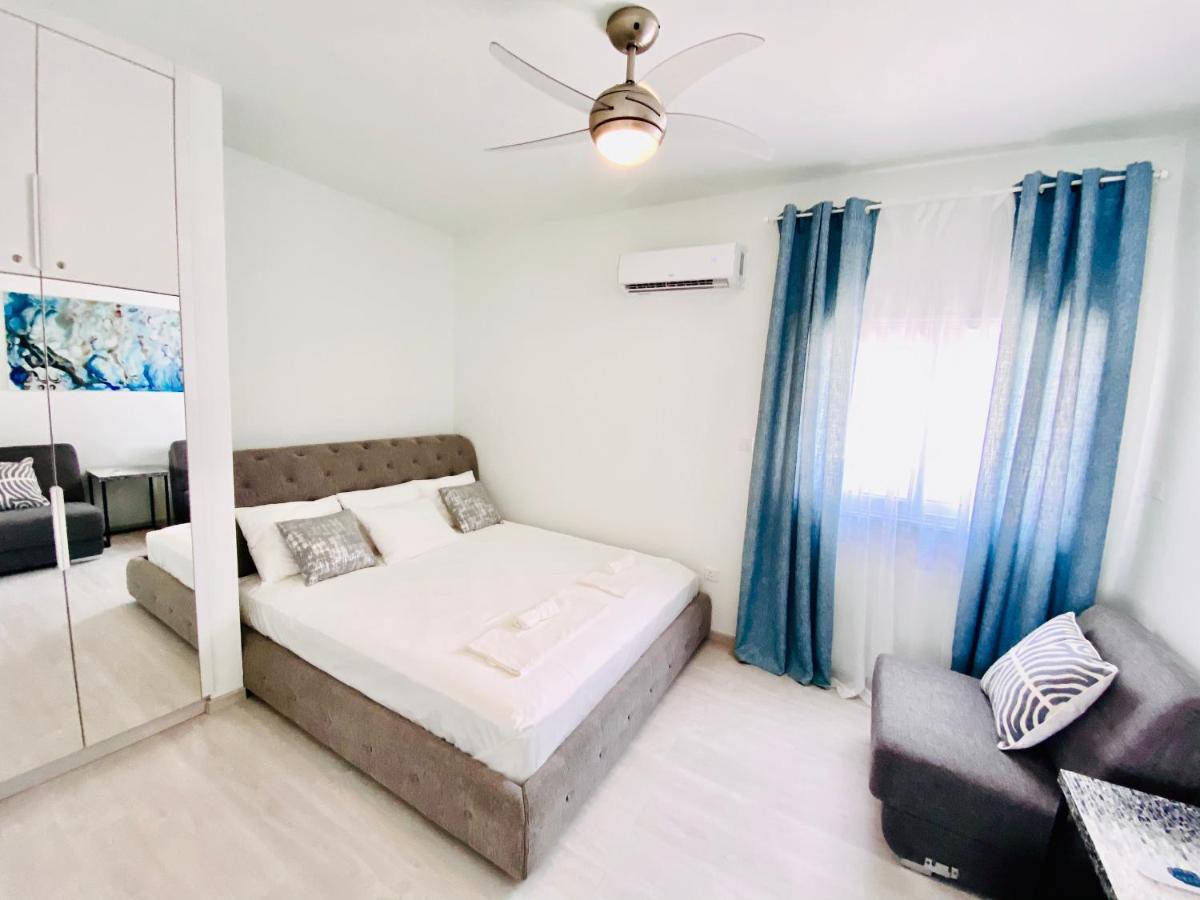 Sandy Bay Villa Ayía Nápa Extérieur photo