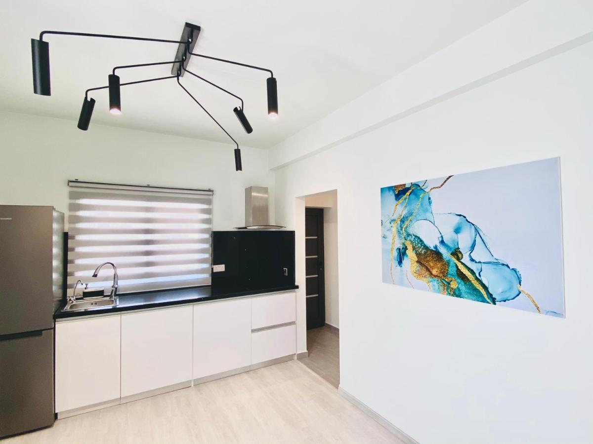Sandy Bay Villa Ayía Nápa Extérieur photo